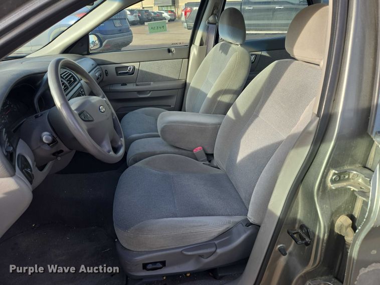 image for item ES2653 2002 Ford Taurus 