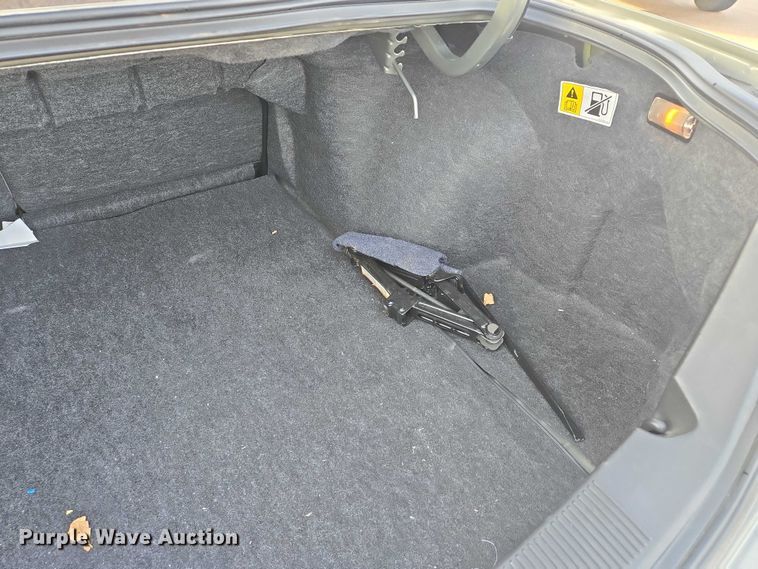 image for item ES2653 2002 Ford Taurus 