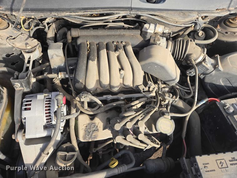 image for item ES2653 2002 Ford Taurus 