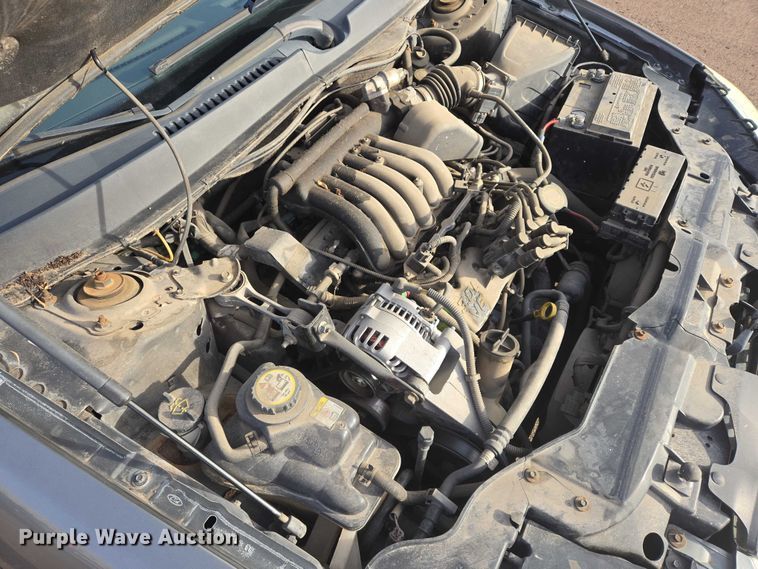 image for item ES2653 2002 Ford Taurus 