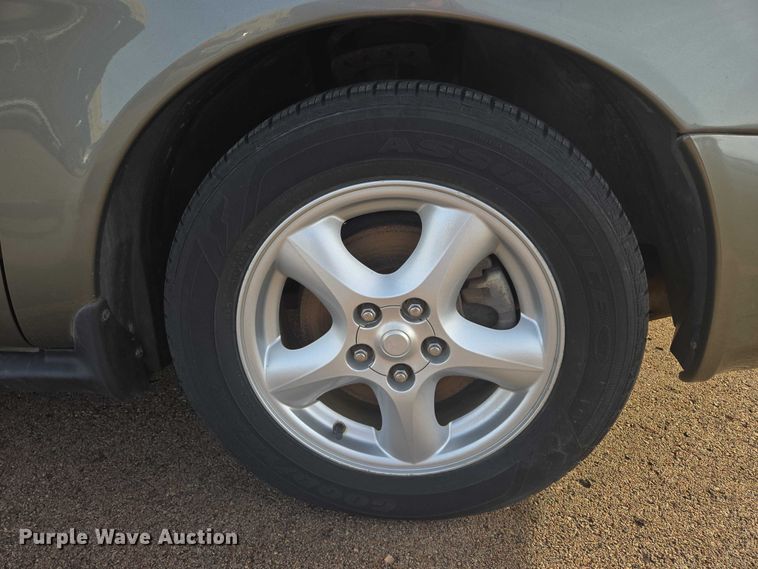 image for item ES2653 2002 Ford Taurus 