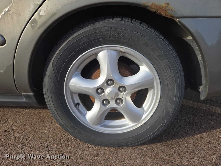 image for item ES2653 2002 Ford Taurus 