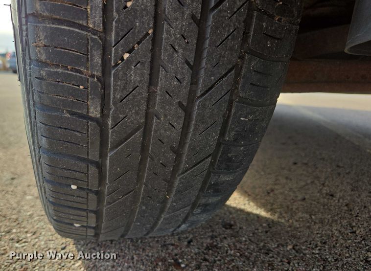 image for item ES2653 2002 Ford Taurus 