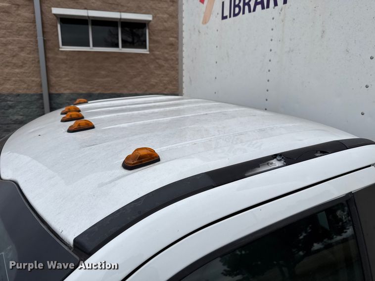 image for item ES5500 2019 Ford F350 Super Duty XL box truck