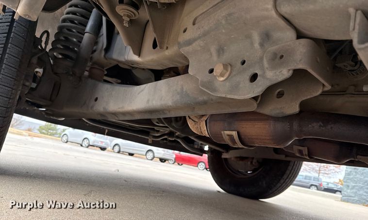 image for item ES5500 2019 Ford F350 Super Duty XL box truck