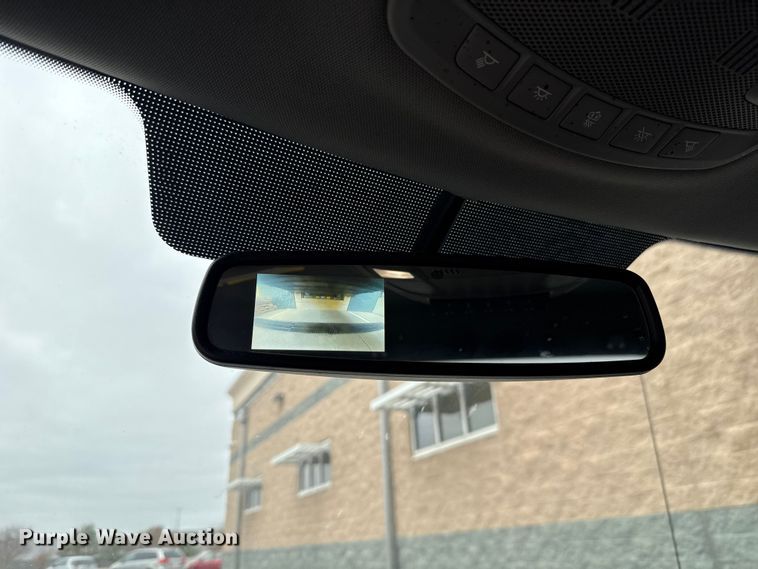 image for item ES5500 2019 Ford F350 Super Duty XL box truck