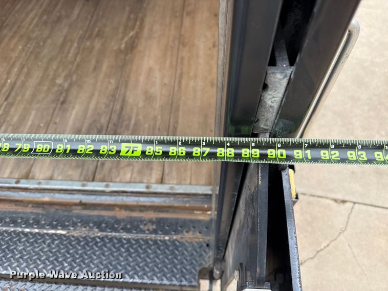 image for item ES5500 2019 Ford F350 Super Duty XL box truck