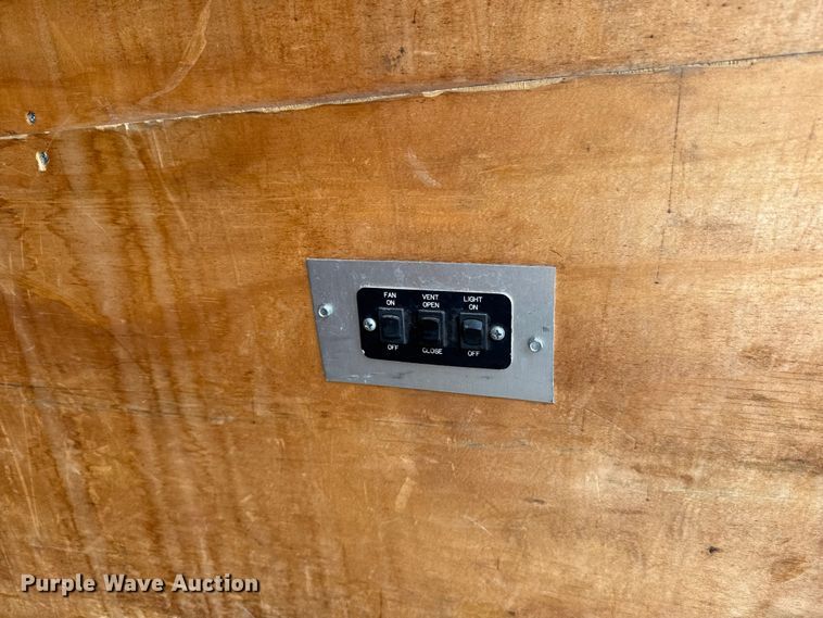 image for item ES5500 2019 Ford F350 Super Duty XL box truck