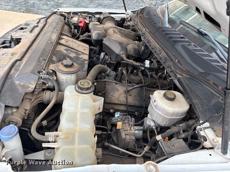 image for item ES5500 2019 Ford F350 Super Duty XL box truck