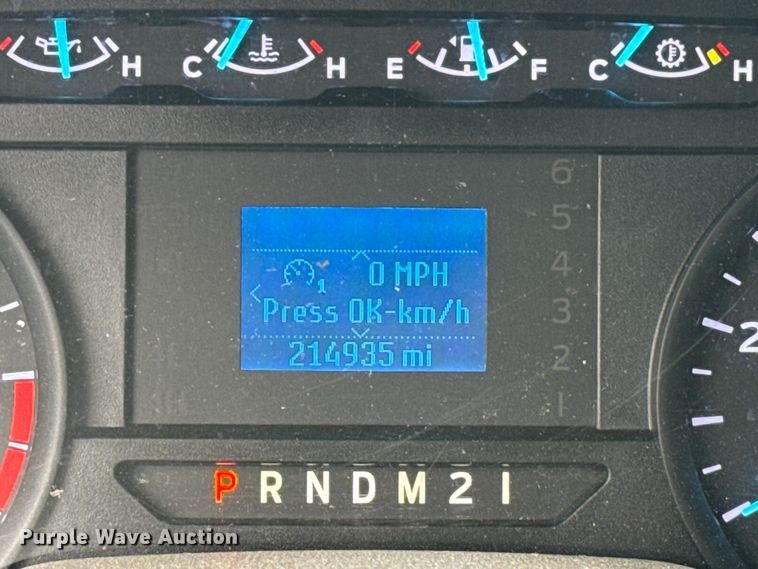 image for item ES5500 2019 Ford F350 Super Duty XL box truck