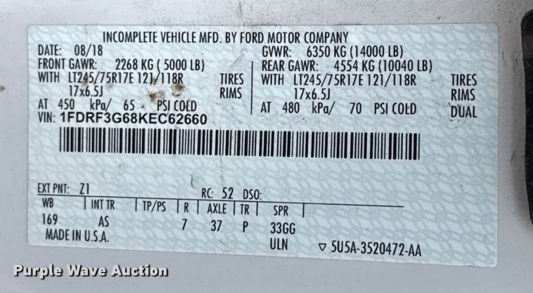 image for item ES5500 2019 Ford F350 Super Duty XL box truck