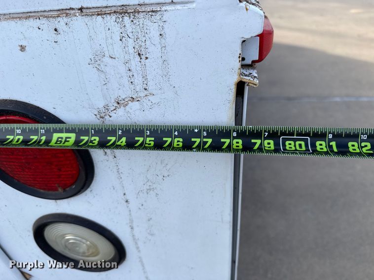 image for item ES5501 2005 Chevrolet Silverado 2500HD utility bed pickup truck