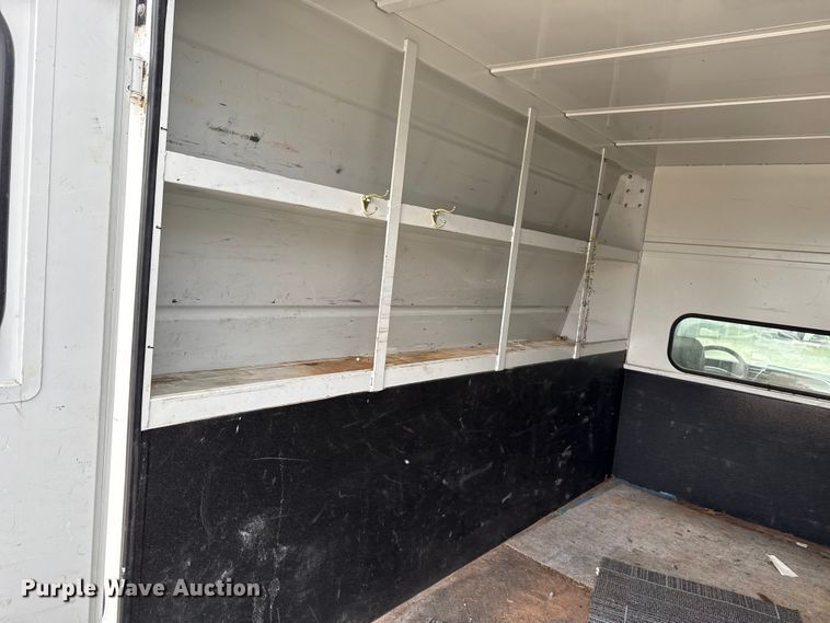 image for item ES5502 2007 Chevrolet Silverado 2500HD utility bed pickup truck