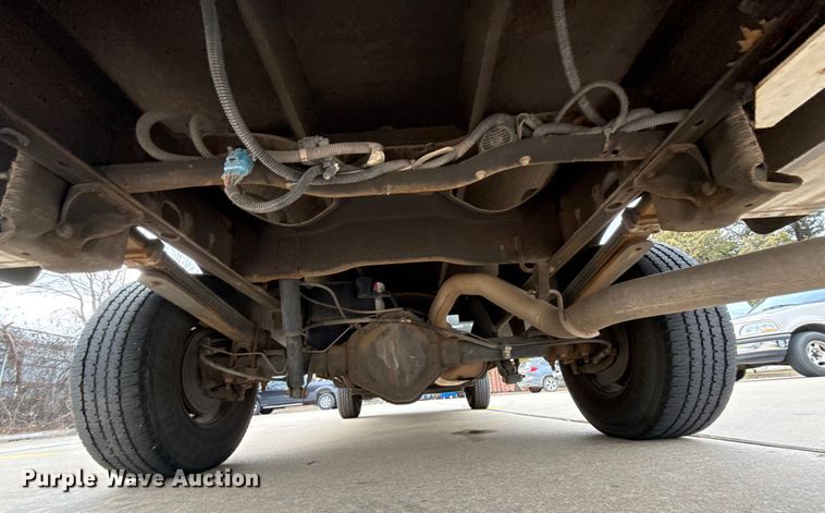 image for item ES5502 2007 Chevrolet Silverado 2500HD utility bed pickup truck