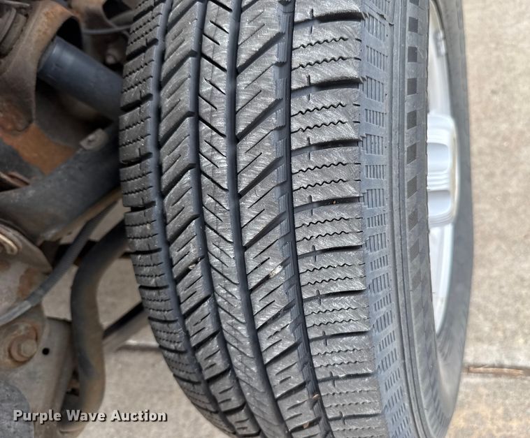 image for item ES5502 2007 Chevrolet Silverado 2500HD utility bed pickup truck