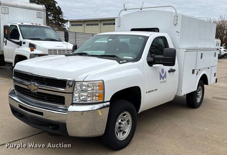 image for item ES5503 2008 Chevrolet Silverado 2500HD utility bed pickup truck