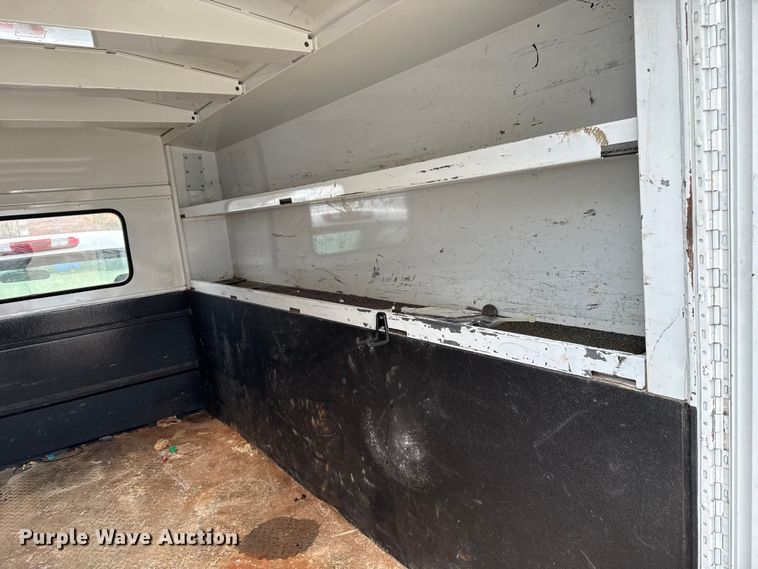 image for item ES5503 2008 Chevrolet Silverado 2500HD utility bed pickup truck