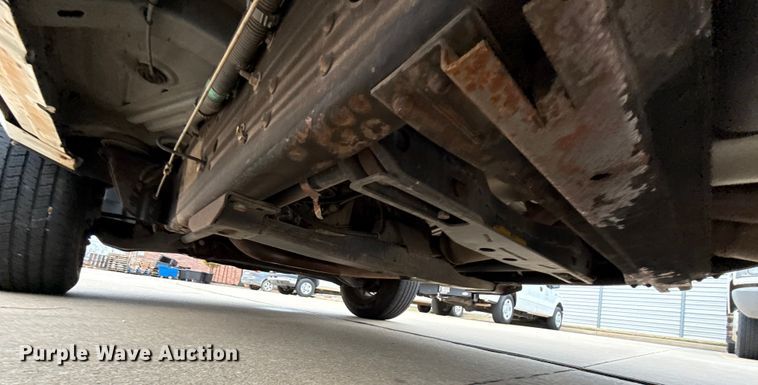 image for item ES5503 2008 Chevrolet Silverado 2500HD utility bed pickup truck