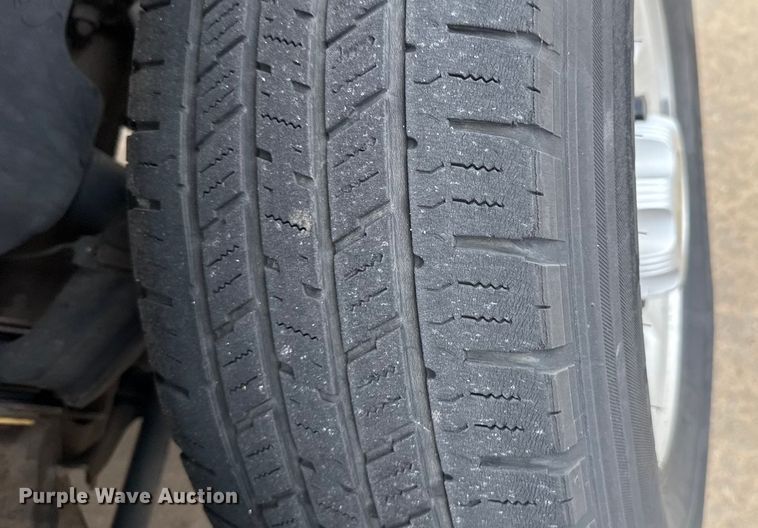 image for item ES5503 2008 Chevrolet Silverado 2500HD utility bed pickup truck