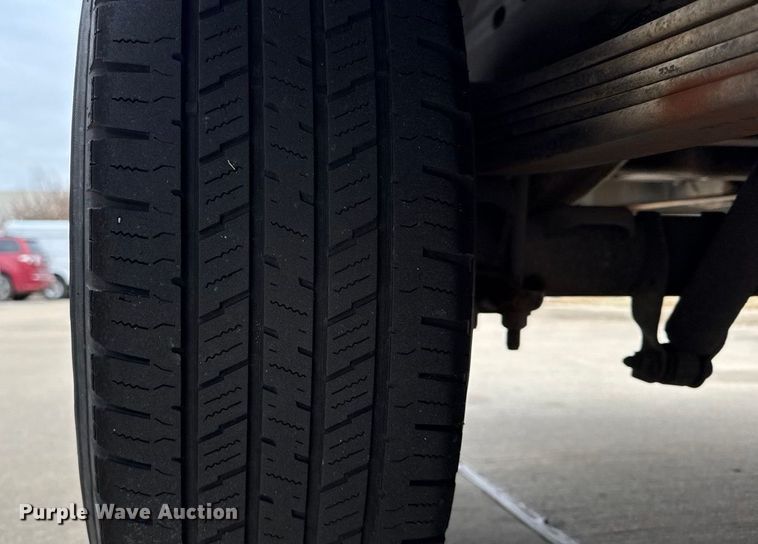 image for item ES5503 2008 Chevrolet Silverado 2500HD utility bed pickup truck