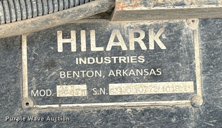 image for item ES5555 2013 Peterbilt 388 dump truck