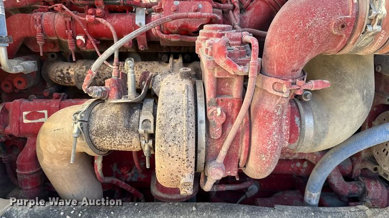 image for item ES5555 2013 Peterbilt 388 dump truck