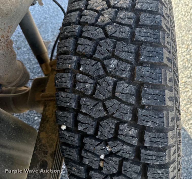 image for item ES5556 2016 Chevrolet Silverado 2500HD Crew Cab pickup truck