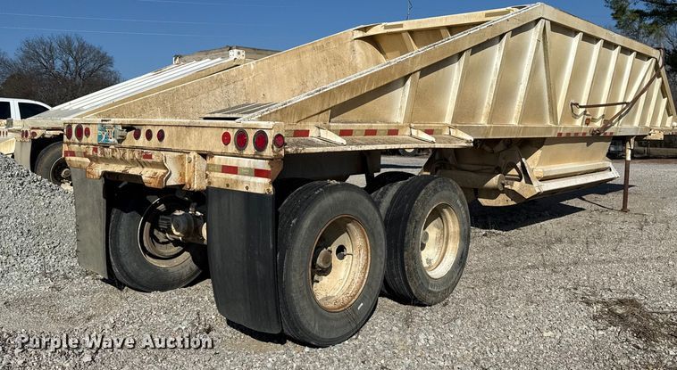 image for item ES5557 2010 Ranco bottom dump trailer