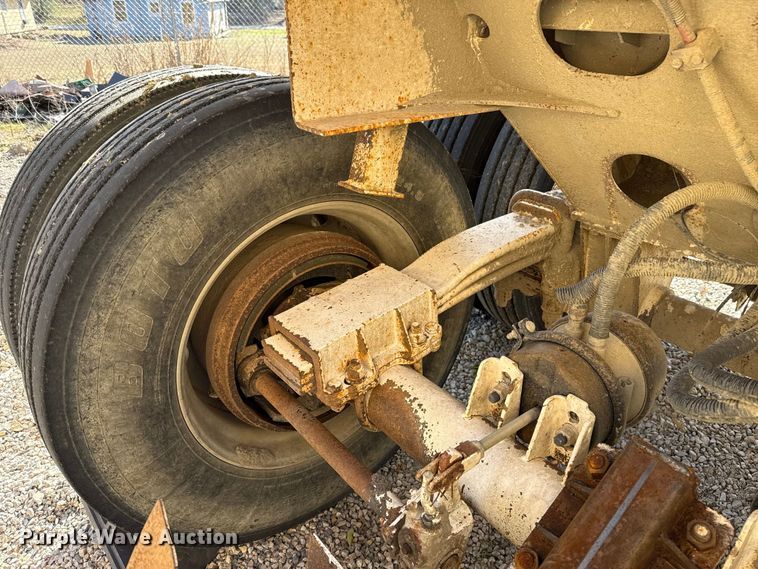 image for item ES5557 2010 Ranco bottom dump trailer