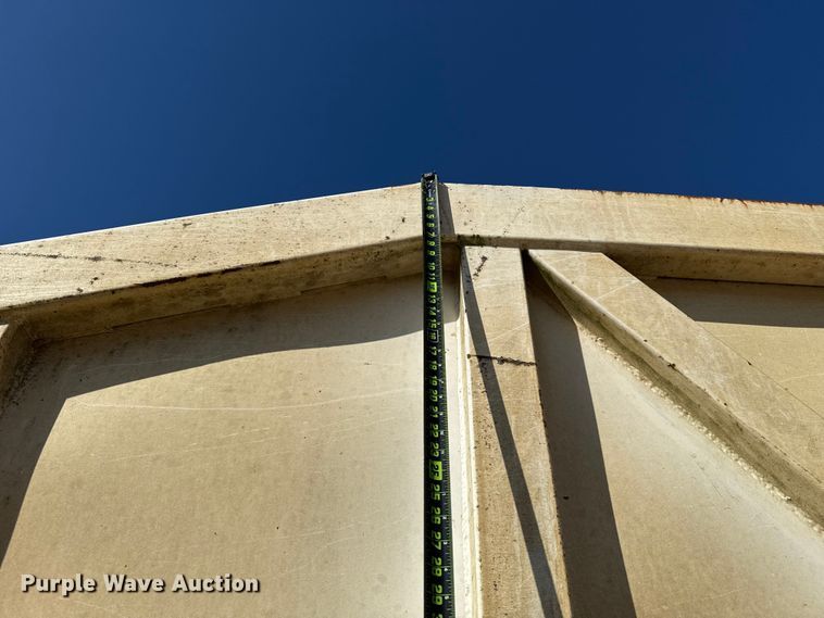 image for item ES5557 2010 Ranco bottom dump trailer