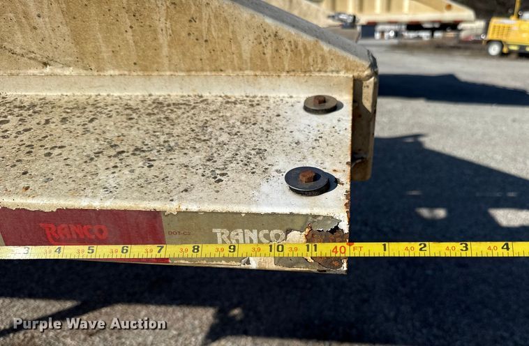 image for item ES5557 2010 Ranco bottom dump trailer