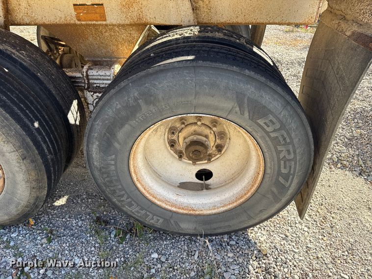 image for item ES5557 2010 Ranco bottom dump trailer