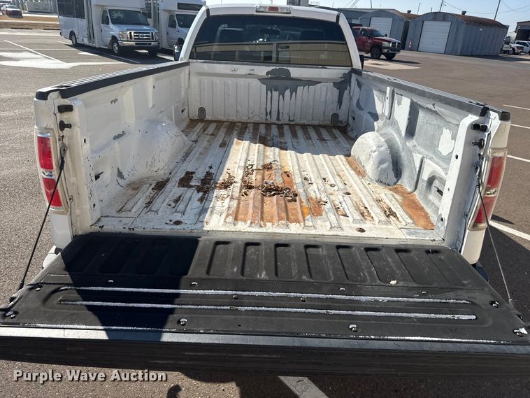 image for item ES5559 2011 Ford F150 XL pickup truck