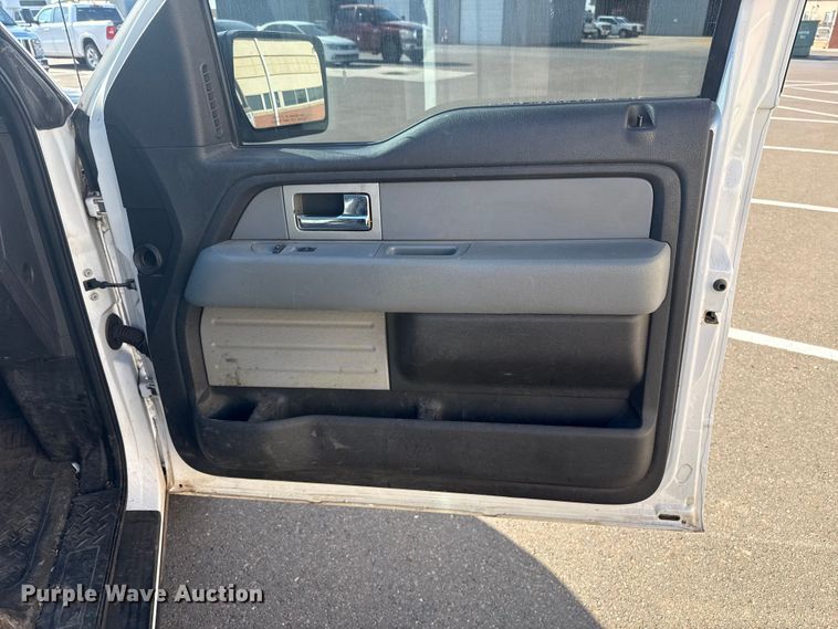 image for item ES5559 2011 Ford F150 XL pickup truck