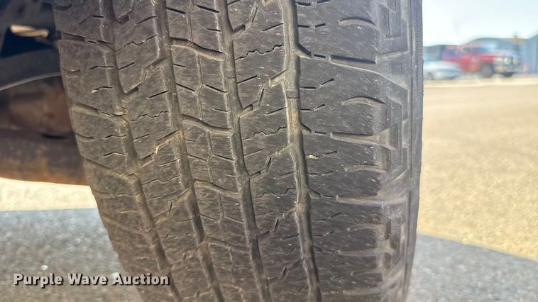 image for item ES5559 2011 Ford F150 XL pickup truck