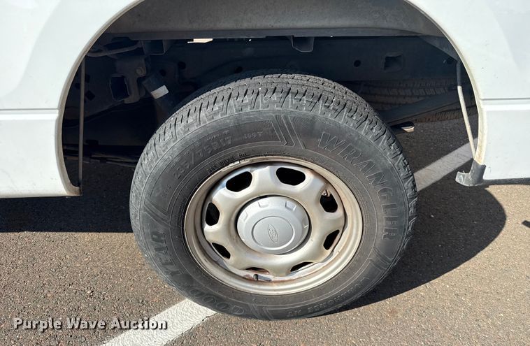 image for item ES5559 2011 Ford F150 XL pickup truck