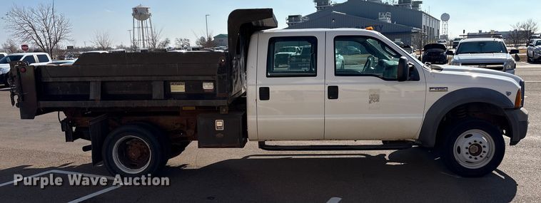 image for item ES5560 2005 Ford F450 Super Duty XL Crew Cab dump truck