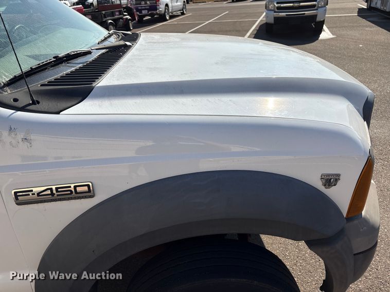 image for item ES5560 2005 Ford F450 Super Duty XL Crew Cab dump truck