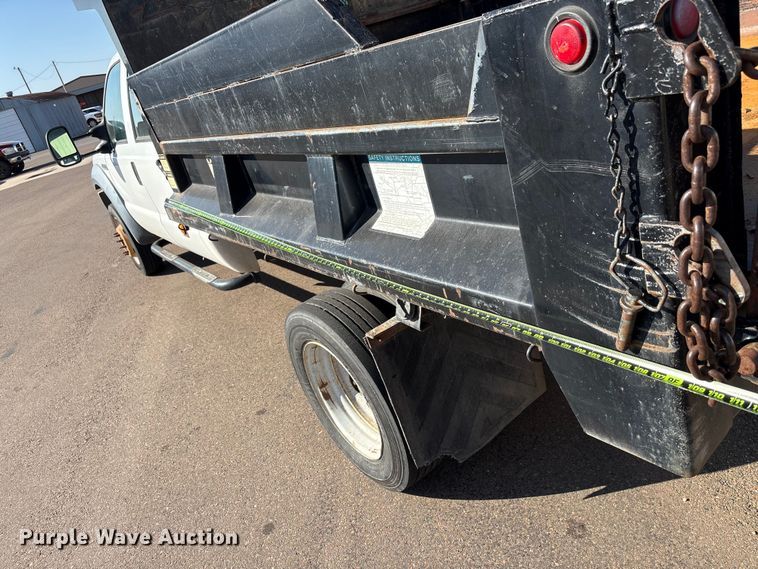image for item ES5560 2005 Ford F450 Super Duty XL Crew Cab dump truck
