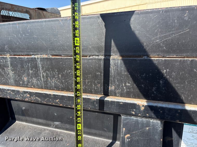 image for item ES5560 2005 Ford F450 Super Duty XL Crew Cab dump truck