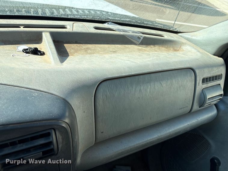 image for item ES5560 2005 Ford F450 Super Duty XL Crew Cab dump truck