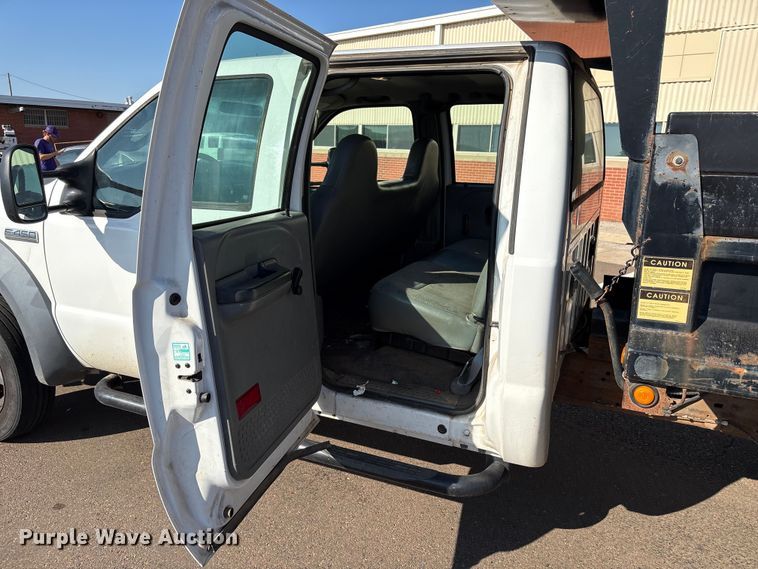 image for item ES5560 2005 Ford F450 Super Duty XL Crew Cab dump truck