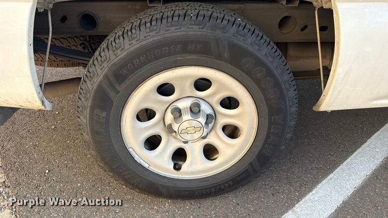 image for item ES5562 2006 Chevrolet Silverado 1500 pickup truck