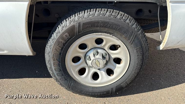 image for item ES5562 2006 Chevrolet Silverado 1500 pickup truck