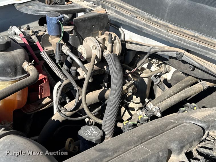 image for item ES5563 2010 Chevrolet Silverado 2500 Crew Cab pickup truck