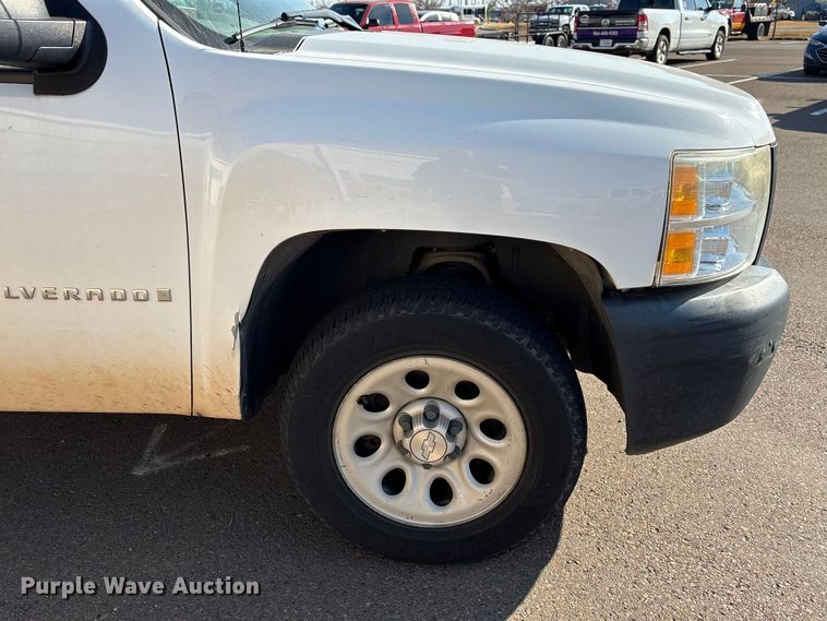 image for item ES5564 2009 Chevrolet Silverado 1500 utility bed pickup truck