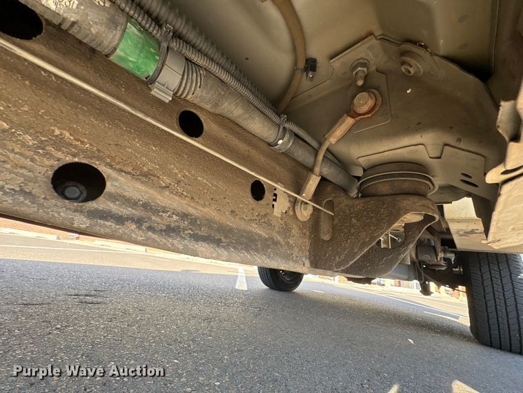 image for item ES5564 2009 Chevrolet Silverado 1500 utility bed pickup truck