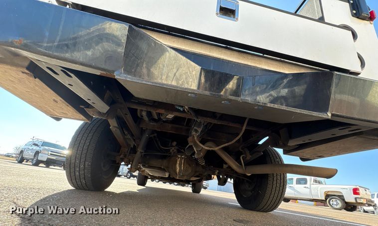 image for item ES5564 2009 Chevrolet Silverado 1500 utility bed pickup truck