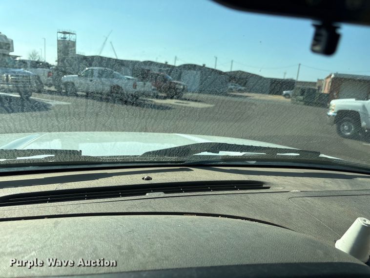 image for item ES5564 2009 Chevrolet Silverado 1500 utility bed pickup truck