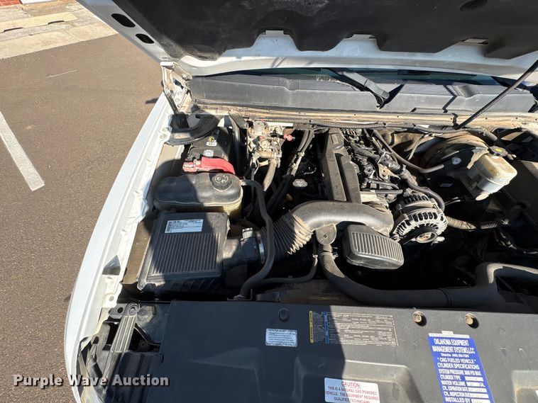 image for item ES5564 2009 Chevrolet Silverado 1500 utility bed pickup truck